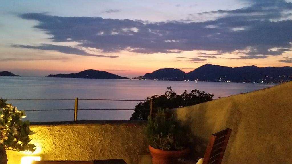 Bed and Breakfast Le Sirene Tellaro Exterior foto