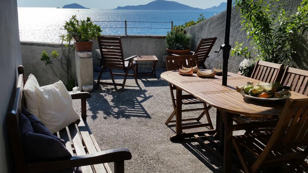 Bed and Breakfast Le Sirene Tellaro Exterior foto